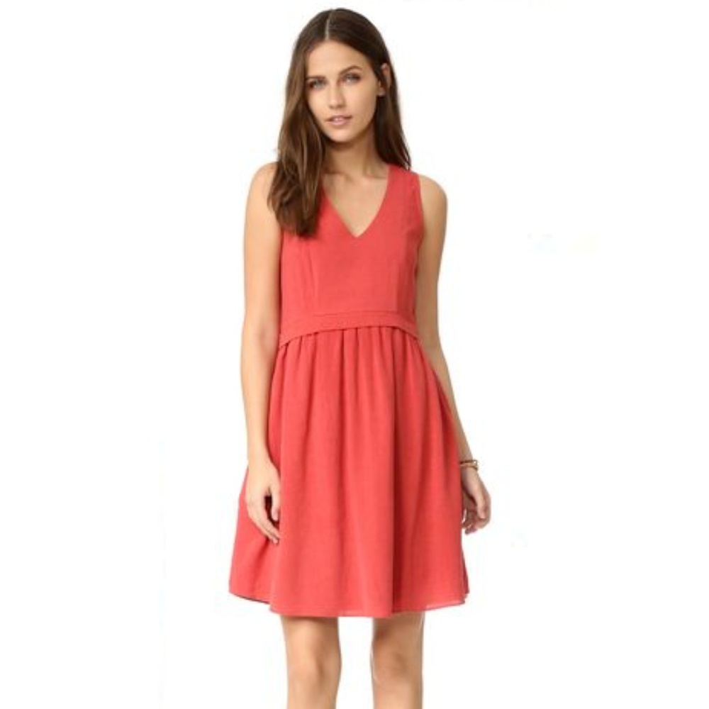 dRA Sleeveless Linen Mini Dress in Washed Red